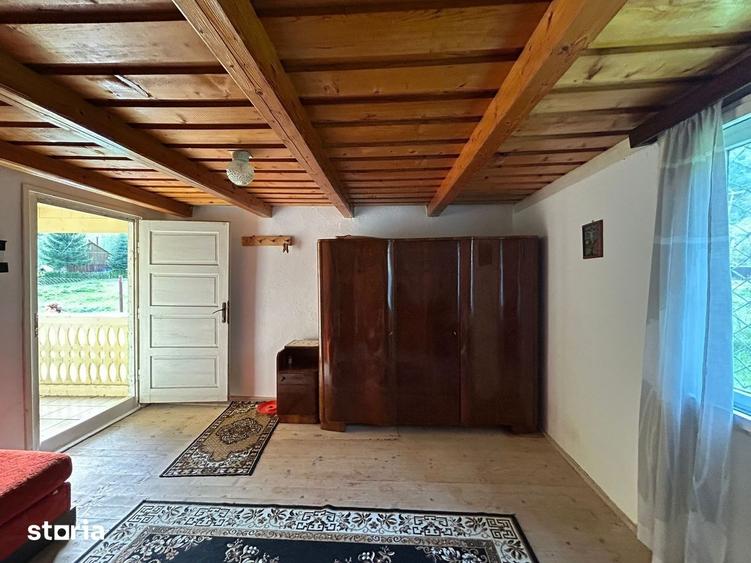 Casă cu 2 camere cu Canalizare în Boița