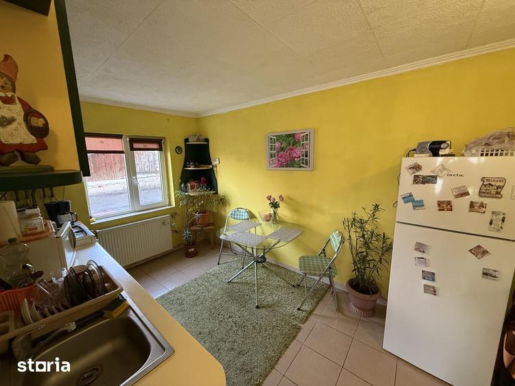 Casă cu 4 camere cu Teren 609 Mp în Central