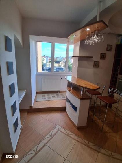 Apartament cu 4 camere semidecomandat în Zorilor