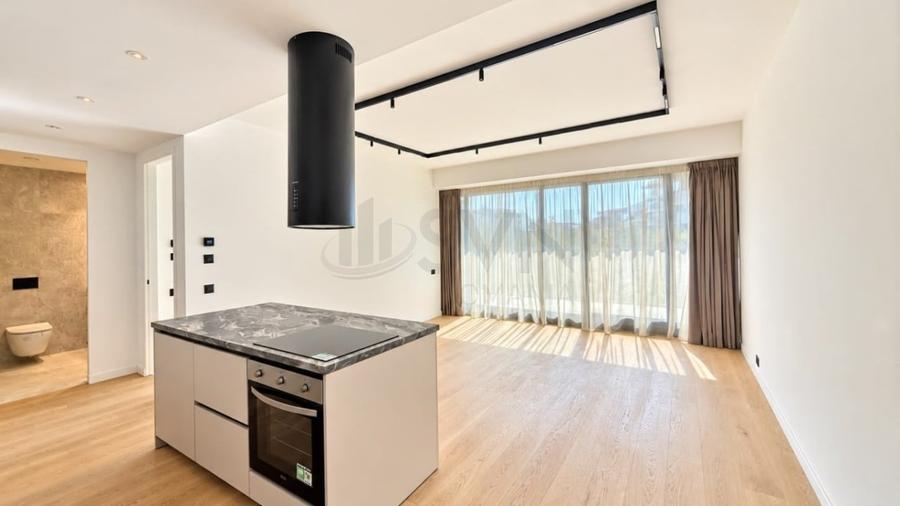 Apartament cu 2 camere semidecomandat, mobilat în Herăstrău