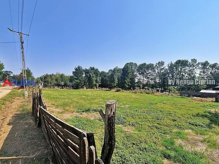 Casă individuală cu 3 camere cu Canalizare în Recea