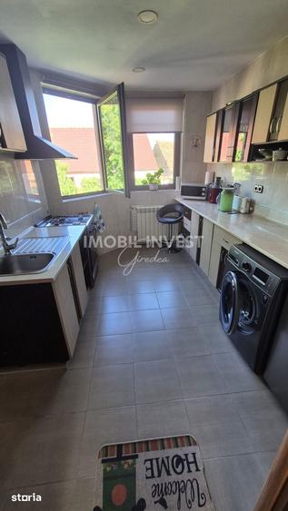 Casă cu 4 camere cu Teren 3350 Mp în Central