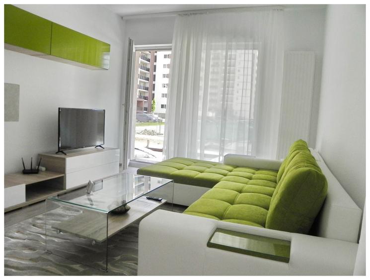 Apartament cu 2 camere decomandat, mobilat în Tractorul