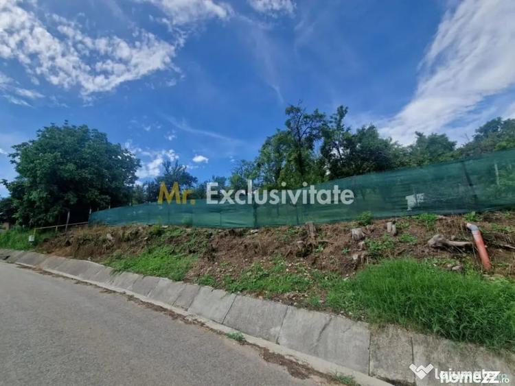Teren în Albota
