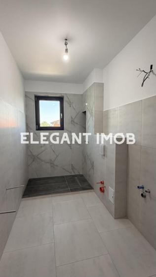 Casă cu 6 camere cu Canalizare în Corbeanca