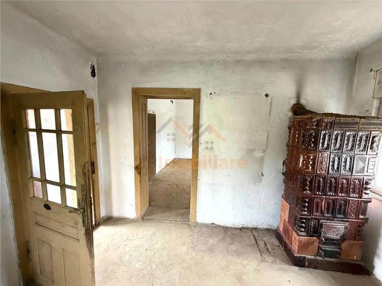 Casă cu 3 camere cu Teren 975 Mp în Sântimreu