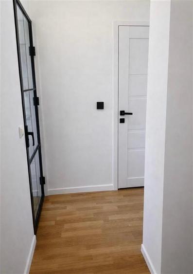 Apartament cu 4 camere decomandat în Mircea cel Bătrân