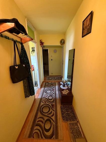 Apartament cu 2 camere decomandat în Exterior Vest
