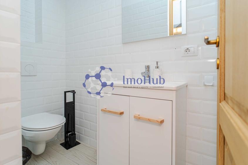 Apartament cu 3 camere decomandat, mobilat în Central