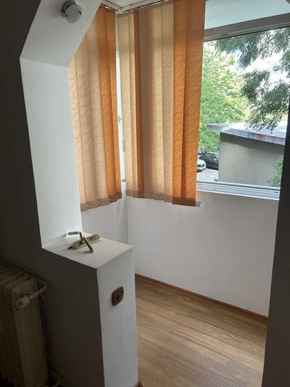 Apartament cu 2 camere semidecomandat în Vest