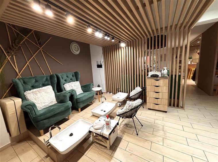 Spațiu comercial, de 164 mp, în Bartolomeu