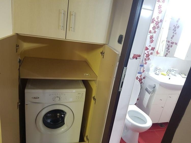 Apartament cu 3 camere decomandat în Dacia
