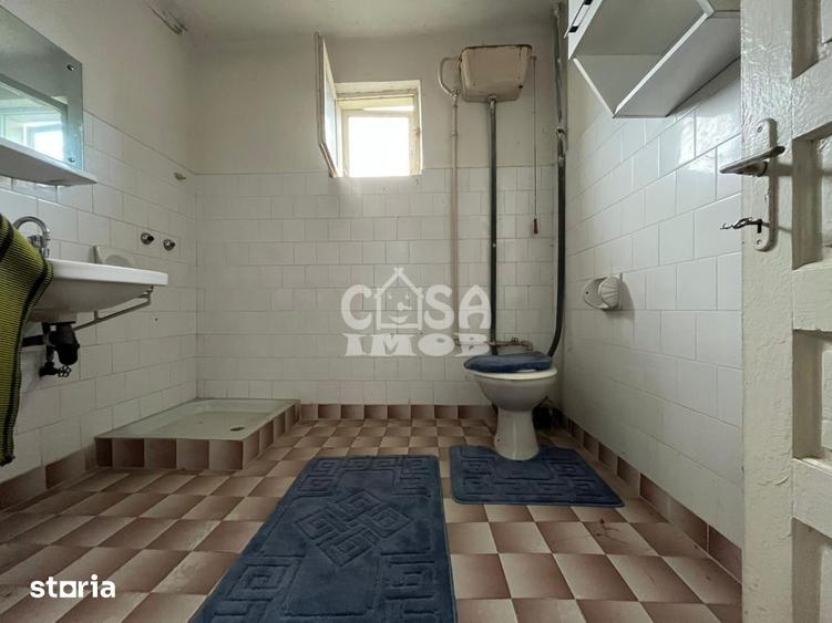 Casă cu 4 camere decomandat cu Teren 980 Mp în Sud