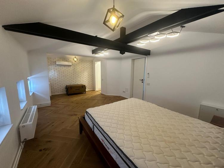 Apartament 3 camere / Mansarda  Aviatorior - 4