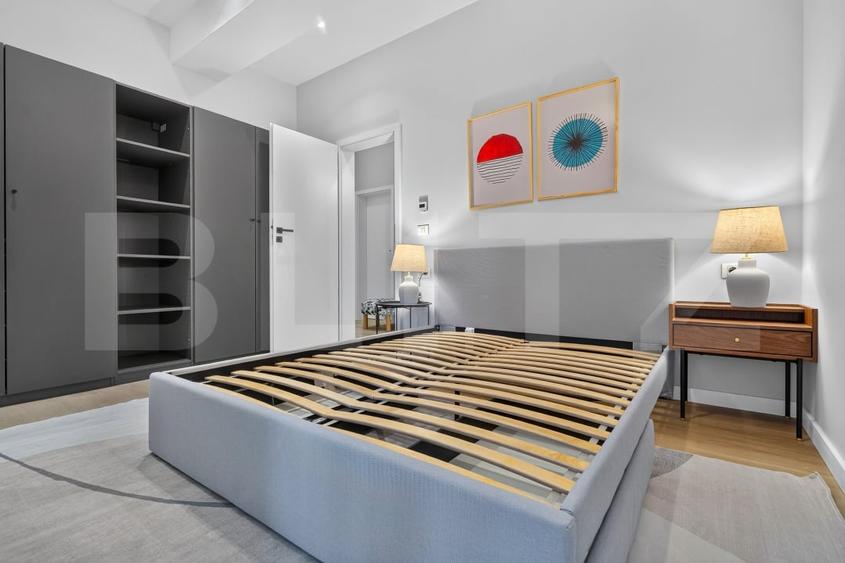 Apartament cu 3 camere decomandat, mobilat în Ultracentral