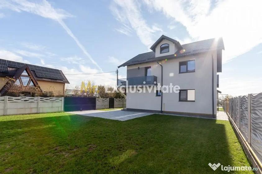 Casă cu 4 camere cu Teren 330 Mp în Argeșelu