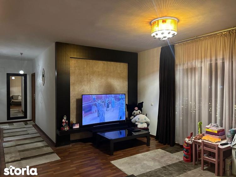 Apartament cu 3 camere în Băneasa