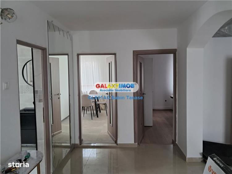 Casă cu 5 camere cu Teren 500 Mp în Prundu