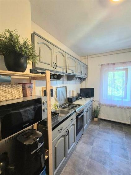 Dambovita - 2 Camere - Etaj 2 - Bloc Izolat - 1