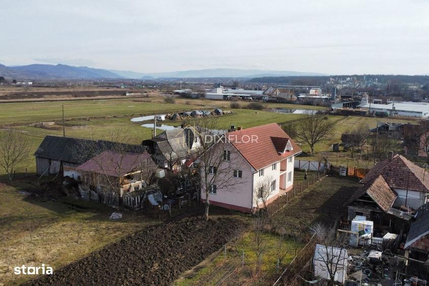 Casă cu 4 camere în Iernuțeni