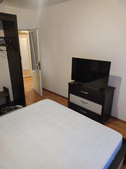 Apartament cu 2 camere decomandat în Exterior Vest