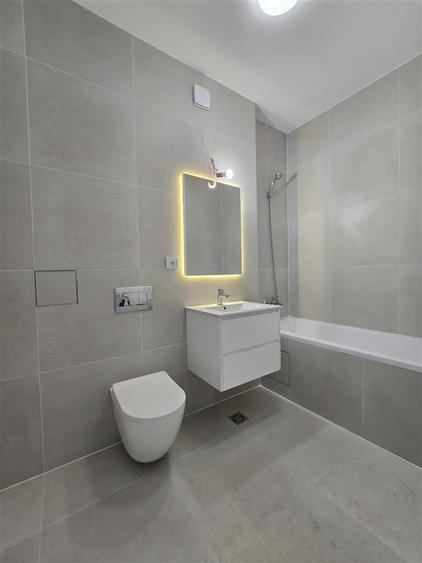 Apartament cu 2 camere decomandat în Podu Roș