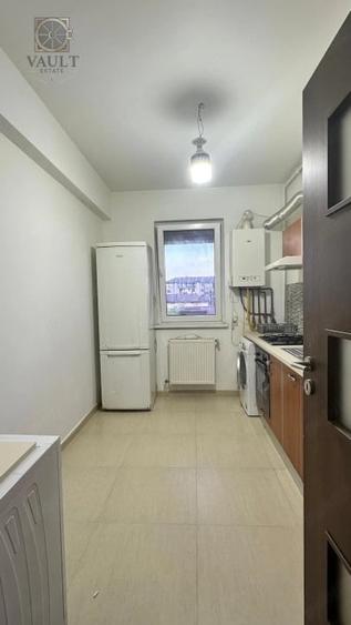 Garsonieră decomandată, mobilată în Fundeni