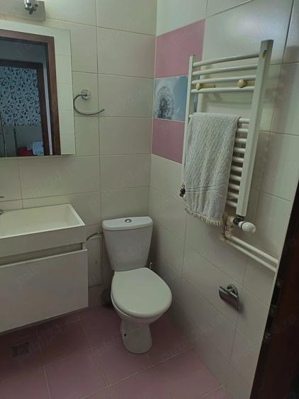 Apartament cu 3 camere decomandat în Apărătorii Patriei