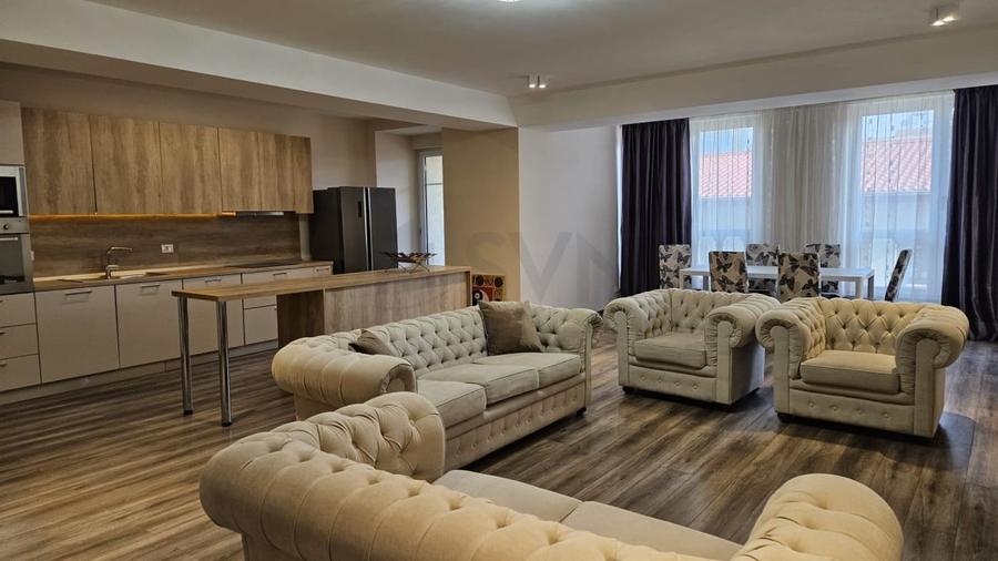 Apartament cu 4 camere decomandat, mobilat în Herăstrău