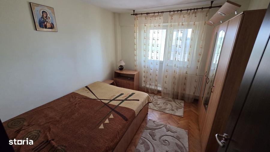 Apartament cu 3 camere în Central