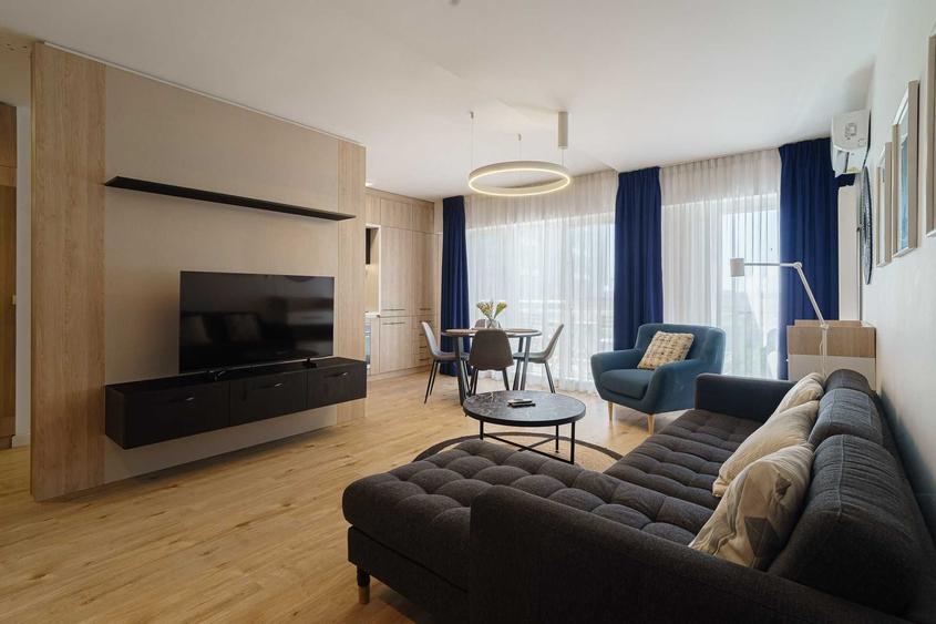 Apartament cu 2 camere semidecomandat în Tei