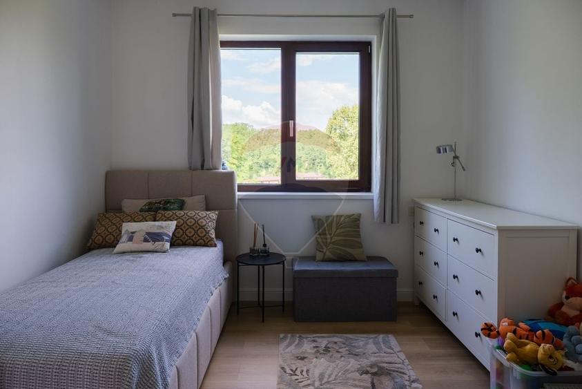 Casă individuală cu 4 camere cu Teren 680 Mp în Ciugud