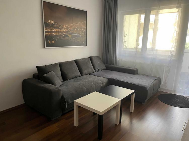 Apartament cu 2 camere semidecomandat în Zorilor