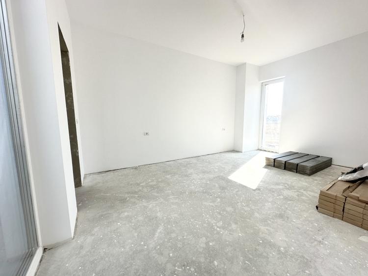 Duplex cu 4 camere cu Canalizare în Dumbrăvița