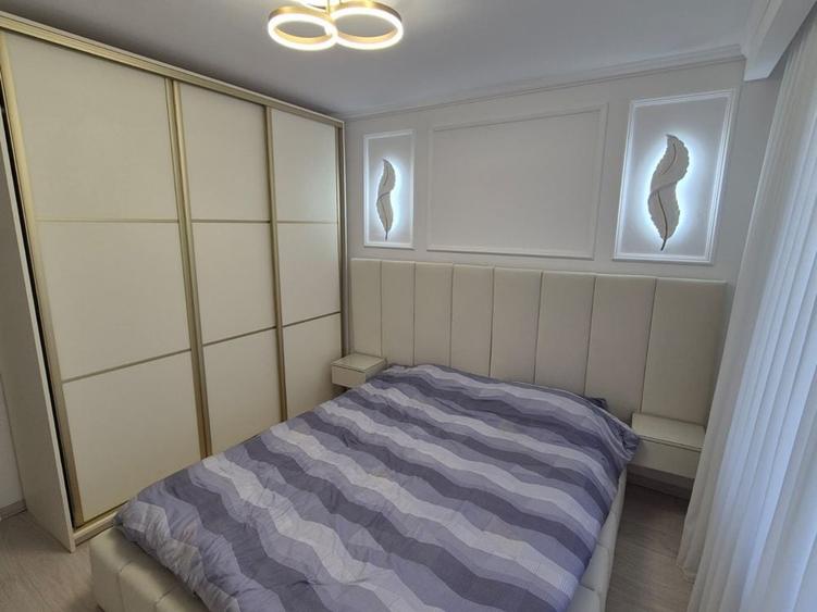 Apartament cu 4 camere decomandat în Rogerius