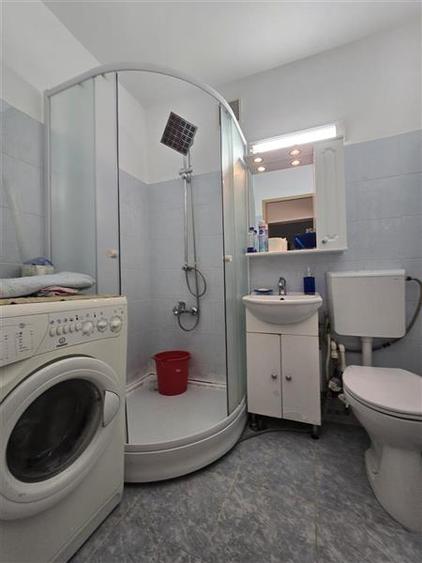 Apartament cu 3 camere decomandat, mobilat în Drumul Taberei