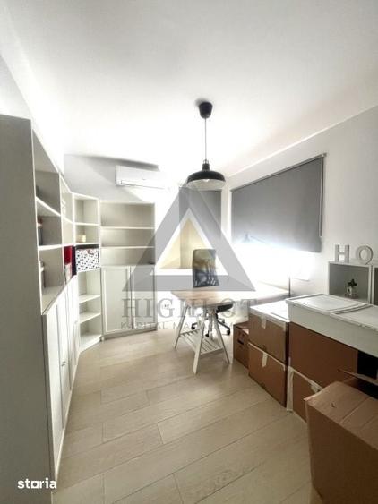 Casă cu 5 camere cu Teren 260 Mp în Central