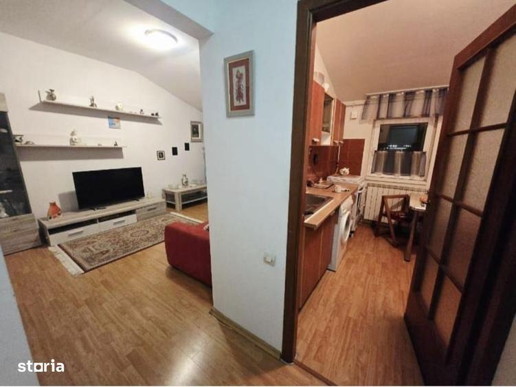 Apartament cu 2 camere decomandat, mobilat în Sud