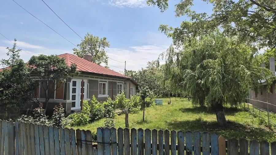 Casa si teren 1005 mp de vanzare in Platonesti strada principala - 7