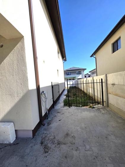 Duplex cu 5 camere cu Canalizare în Bragadiru
