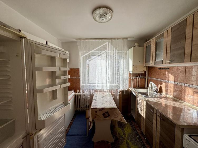 Apartament cu 2 camere semidecomandat, mobilat în Micro 16