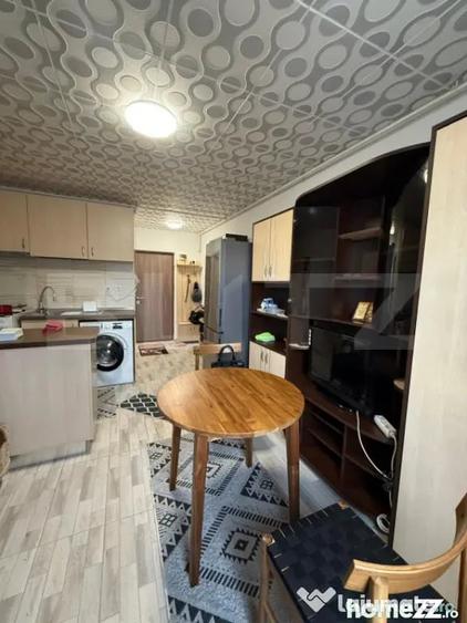 Apartament cu 2 camere semidecomandat în Central
