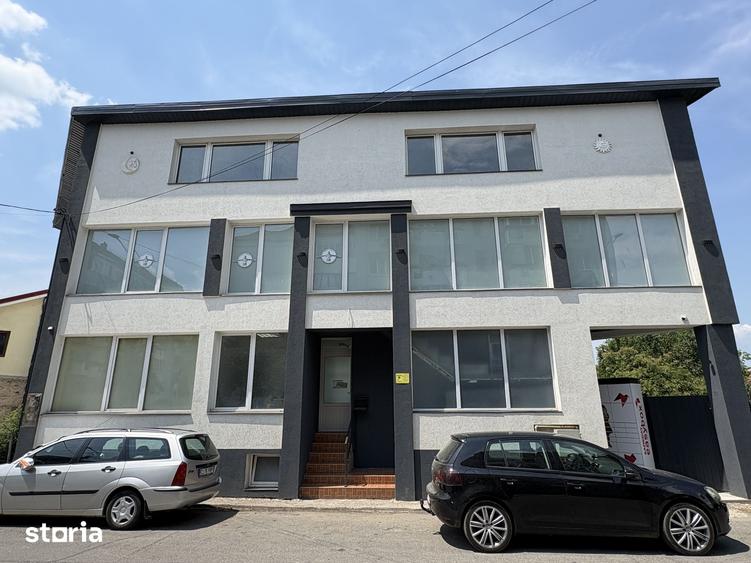 Spațiu comercial, de 302 mp, în Central