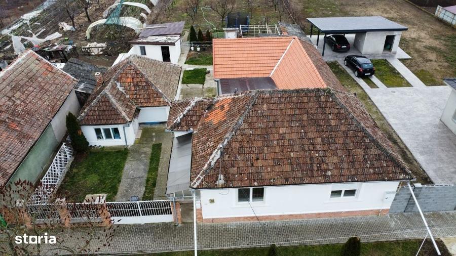 Casă cu 4 camere în Central