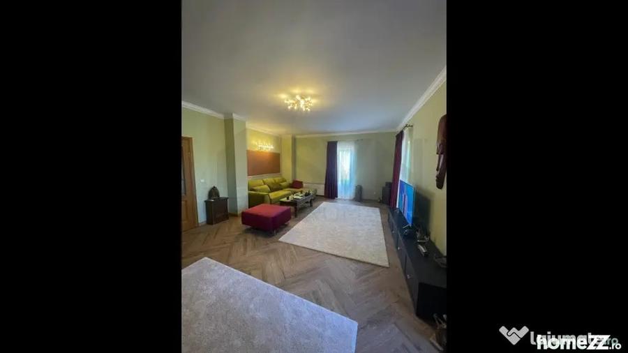 Casă cu 7 camere cu Teren 400 Mp în Cotroceni