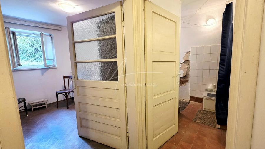 Unele proprietati se cumpara cu ochii. In Rahmaninov 9 cumperi cu imaginatia - 53