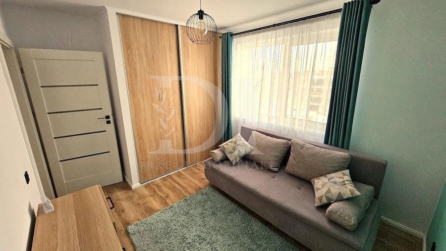 Apartament cu 3 camere decomandat, mobilat în Florești