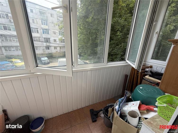 Apartament cu 2 camere semidecomandat în Mioriței