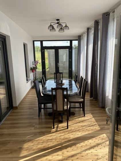 Casă cu 4 camere cu Teren 1320 Mp în Cetariu