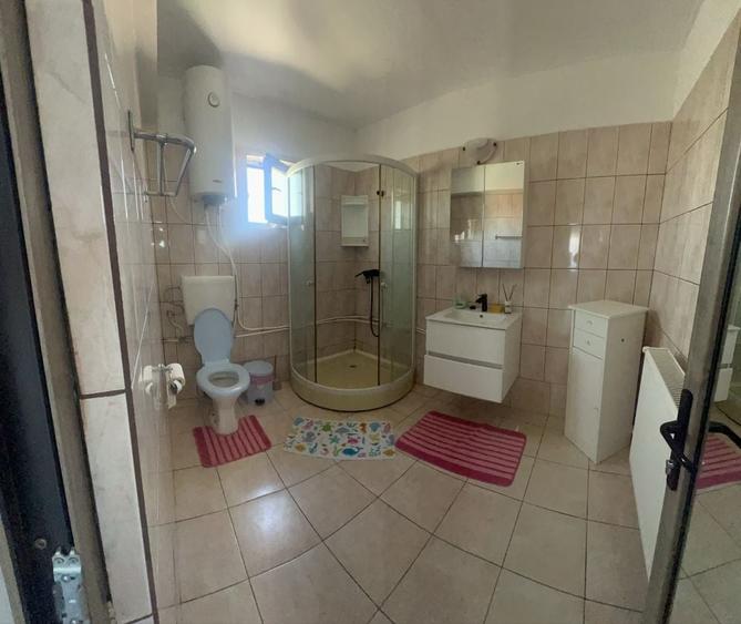 Casă cu 3 camere în Sud